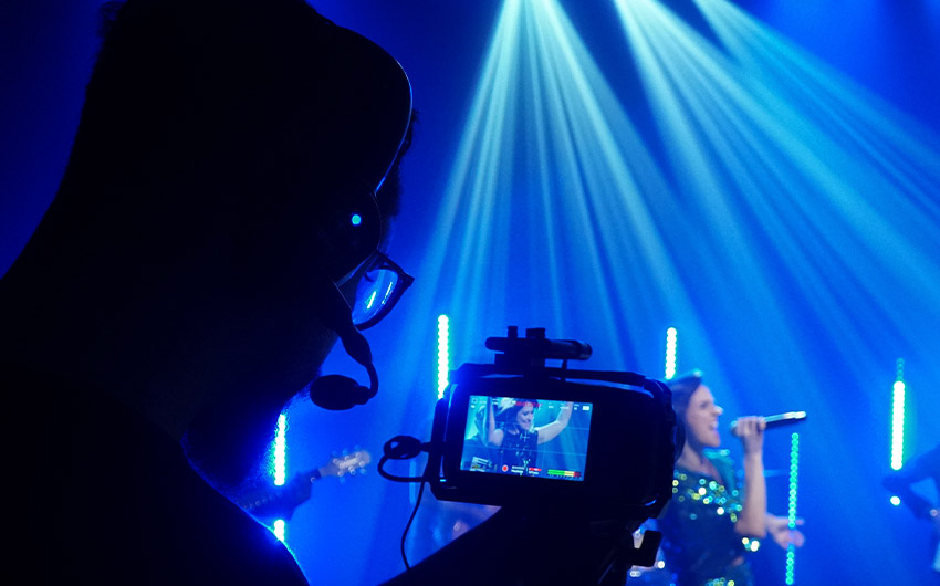 Estúdio de gravação em são Paulo, clipes, podcasts, programas, cursos, eventos online, videoaulas, ensaios fotográficos e propagandas comerciais